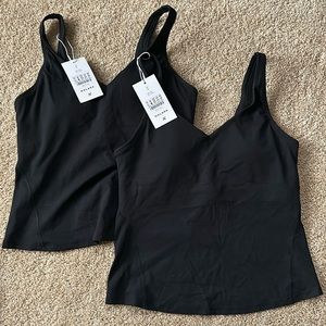 HALARA V-neck workout tops Size L. New with tags